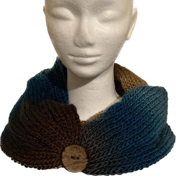 Handmade scarf - Picture 4 of 5